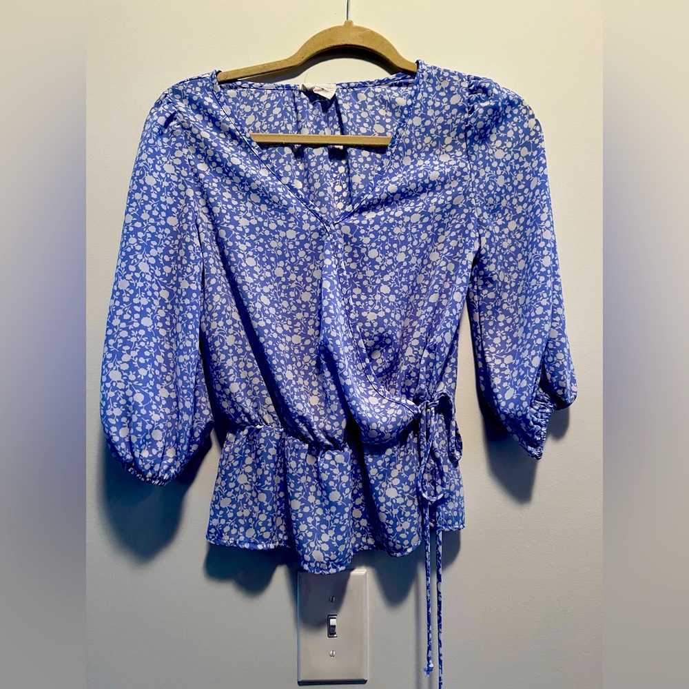 Womens XS Sienna Sky blouse